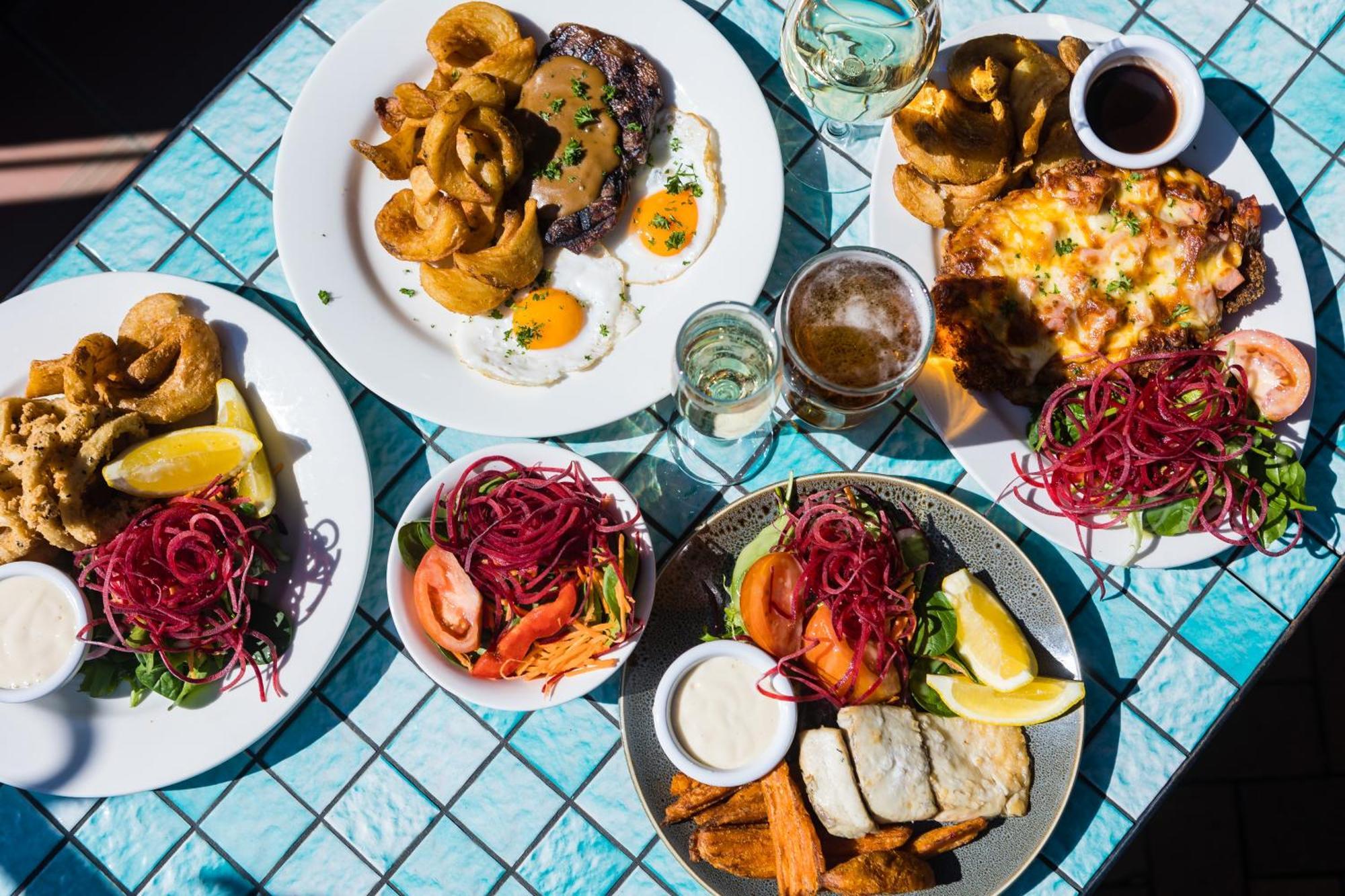 גונדיווינדי O'Shea'S Royal Hotel מראה חיצוני תמונה